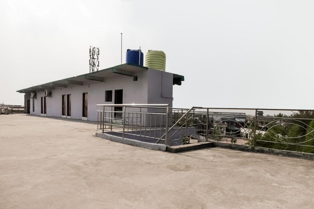 OYO Flagship Hotel Highway Inn - Housity