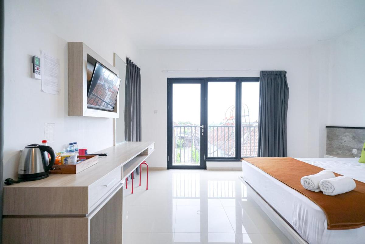 Urbanview Pecatu Residence Bali by RedDoorz - Housity