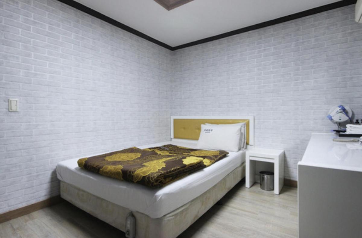 Dream of City Motel - Housity