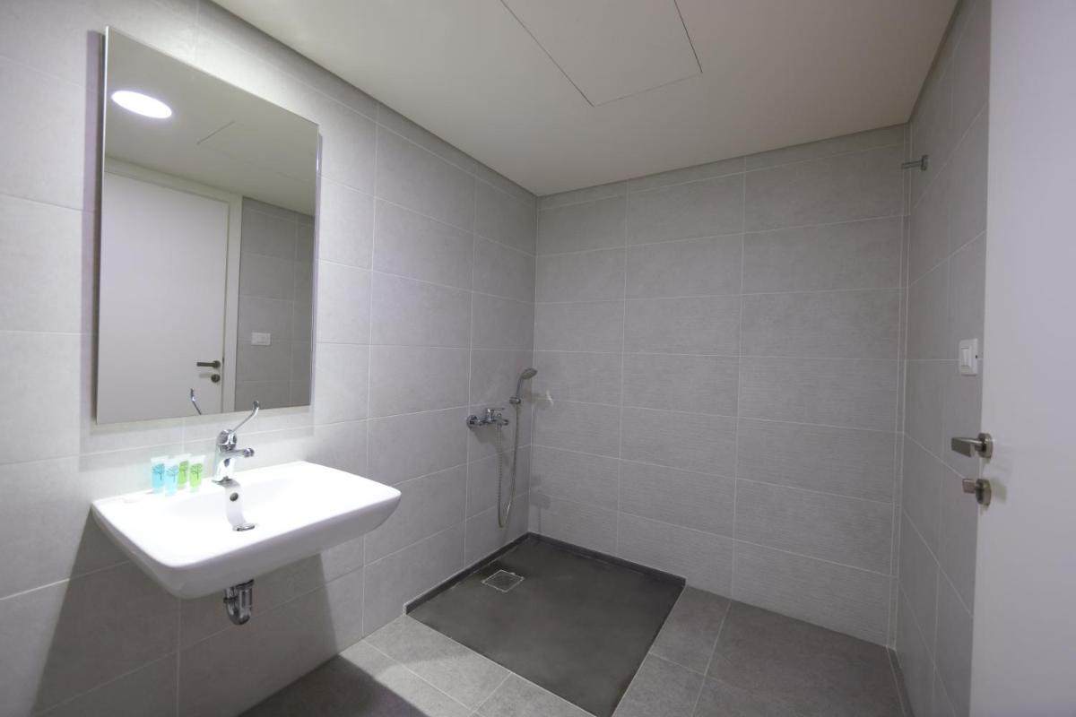 Majestic Byblos Grand Hotel - Housity