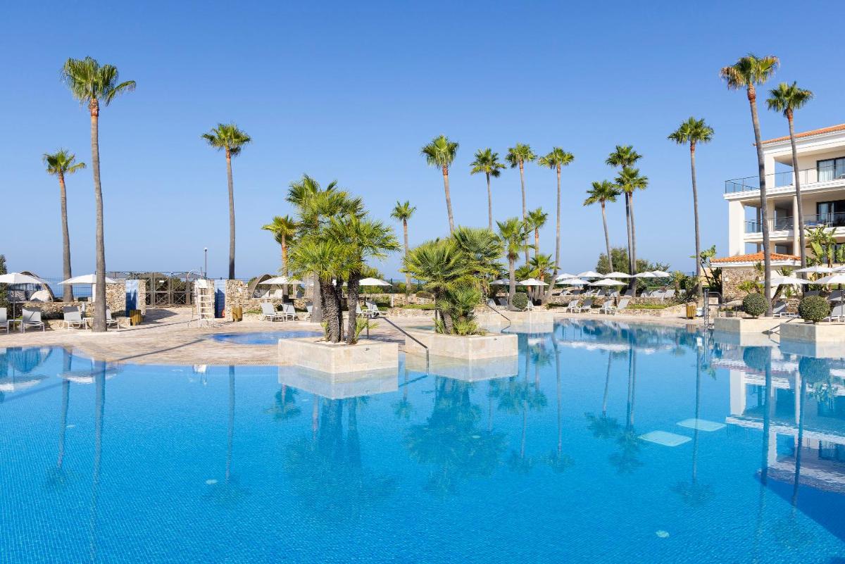 Piscina en o cerca de Hipotels Barrosa Palace & Spa