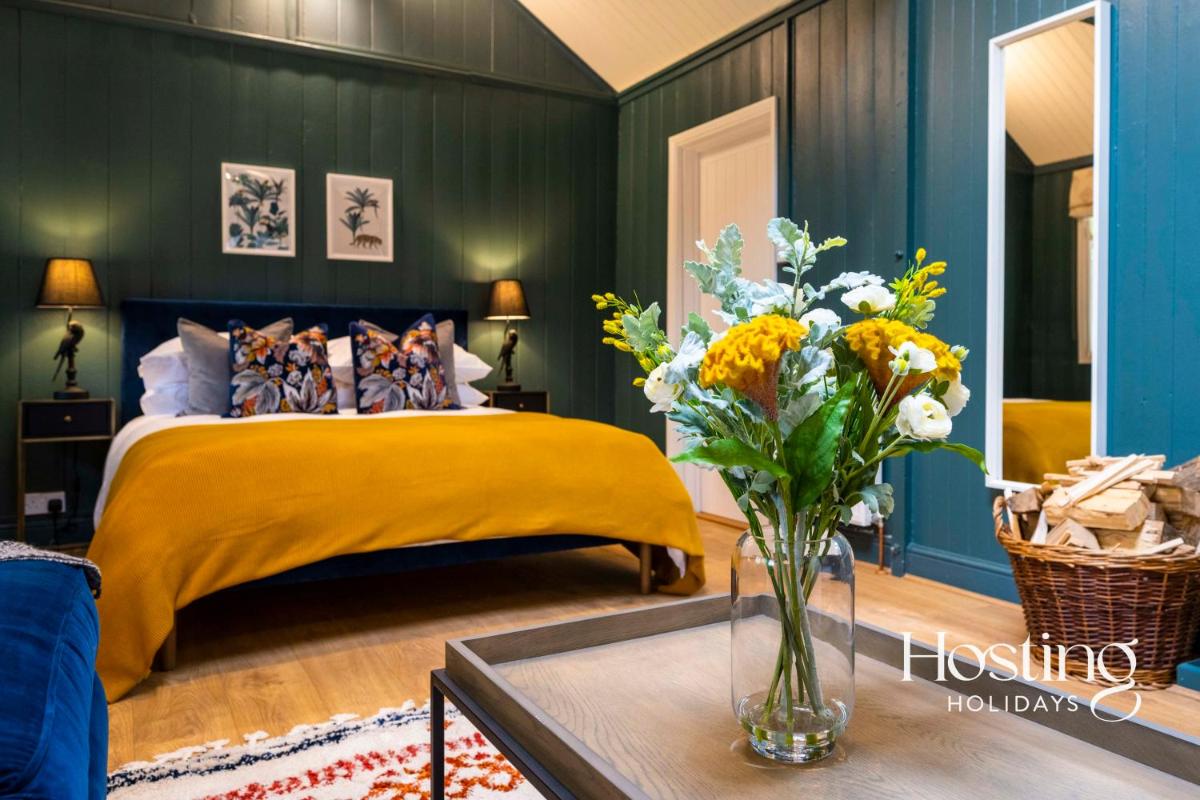 Red Kite Retreat - Red Kite Cabin - Housity