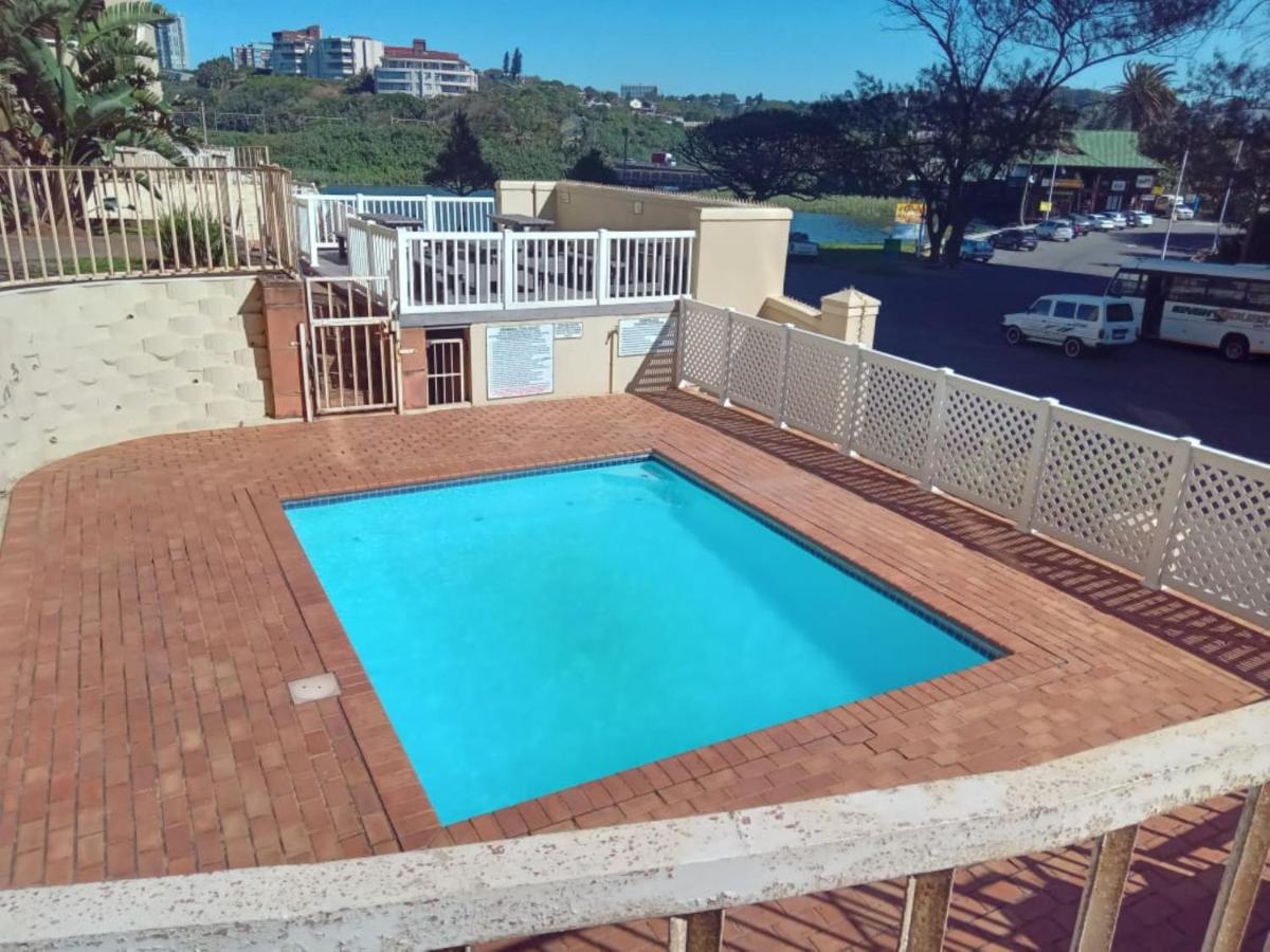 Beachfront Apartments @ Amanzimtoti - Housity