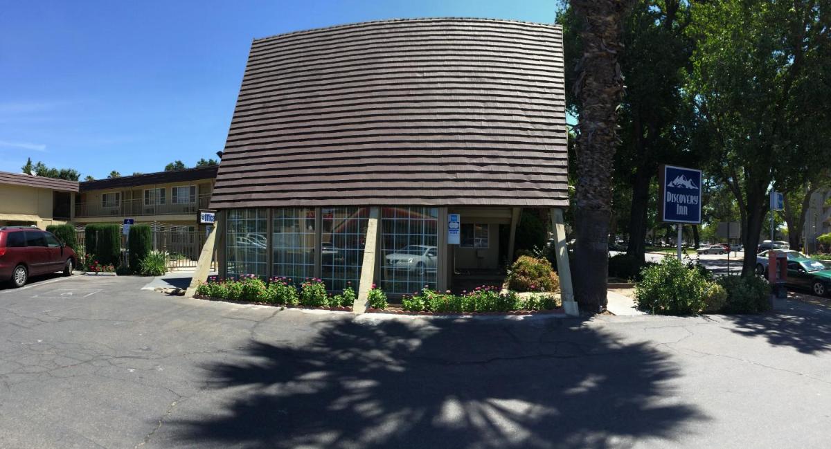 Discovery Inn - Housity