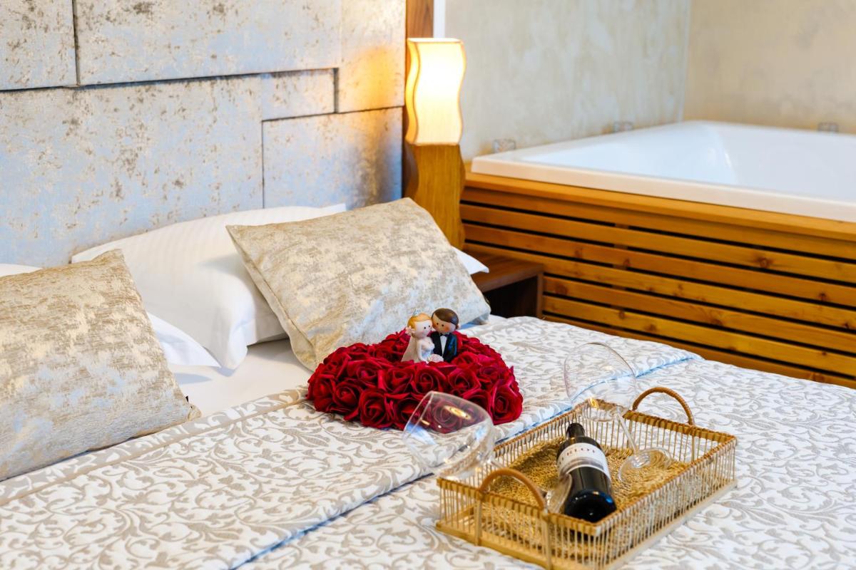 Grand Lakes Rooms - Housity