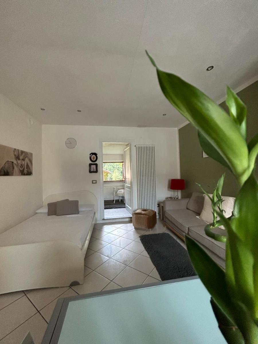 LA TANA Guest House - Housity