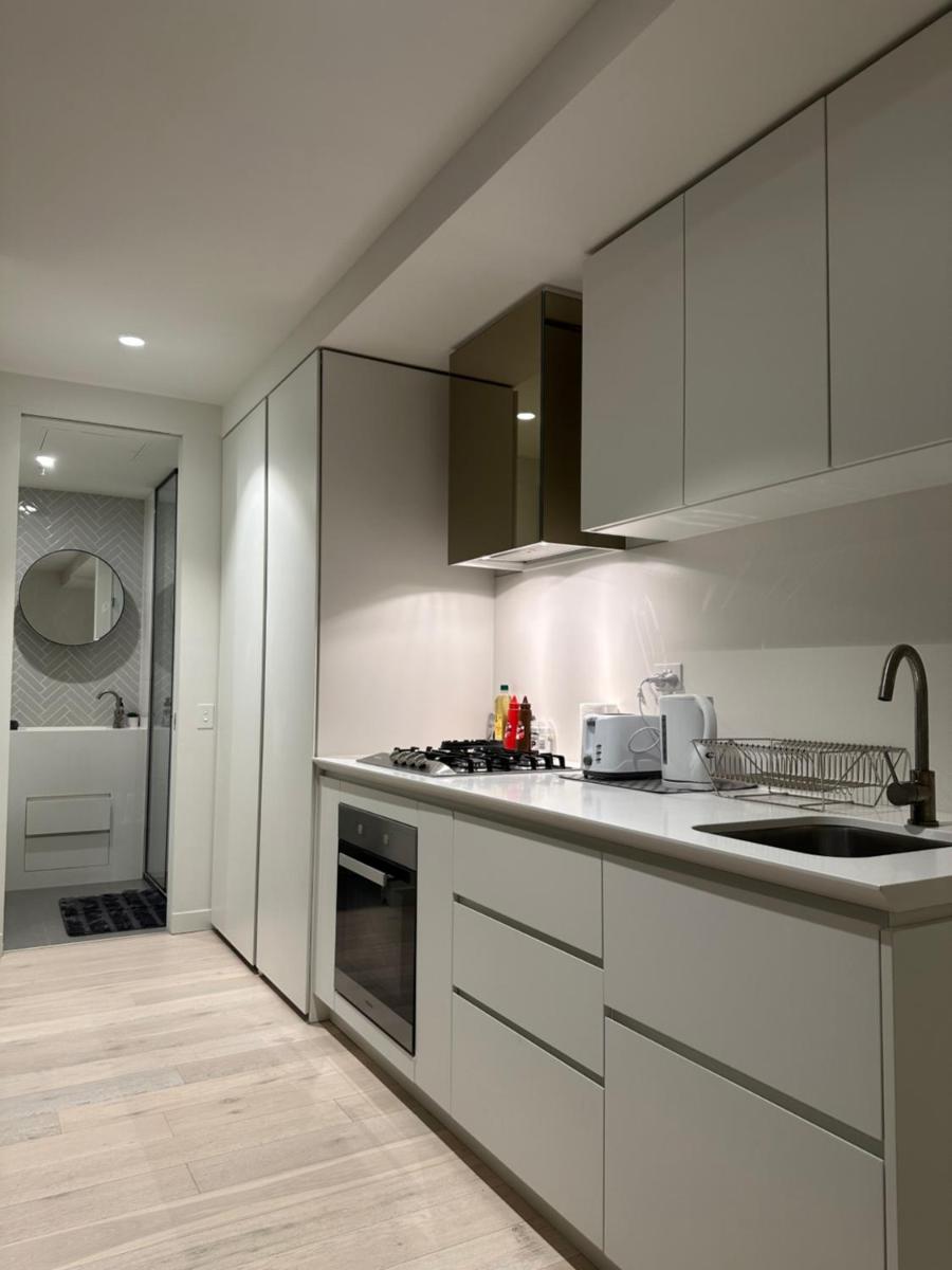 Suitetrails - Lovely 1 Bedroom Apartment @ CBD