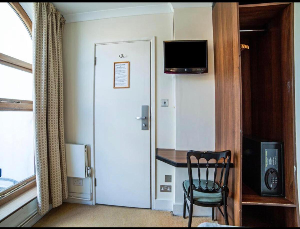 Elysee Hyde Park Hotel - Housity