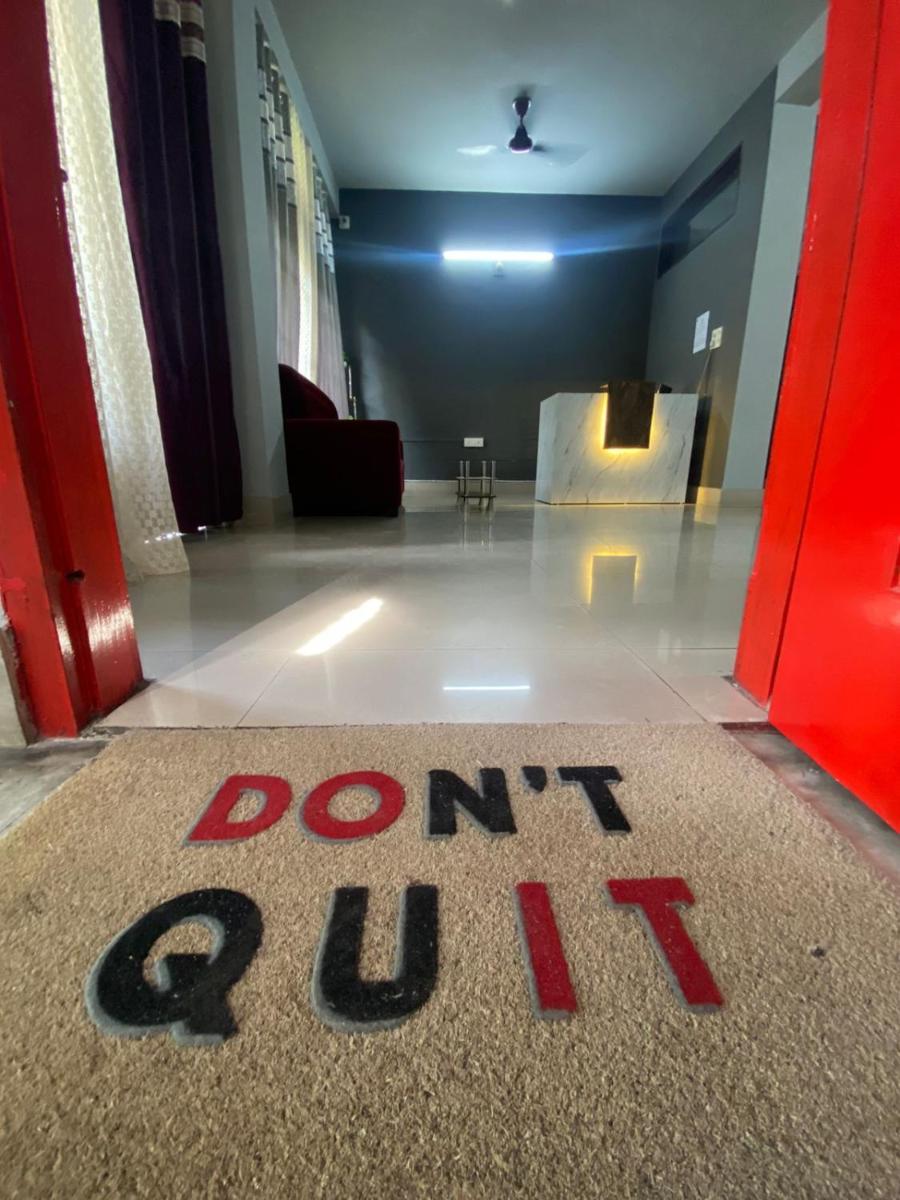 OVIYA INN - Housity