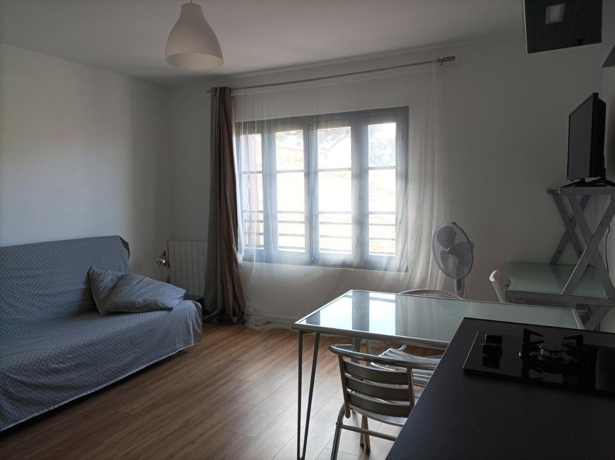 Studio vue château 100m étang, plage et halles - Housity