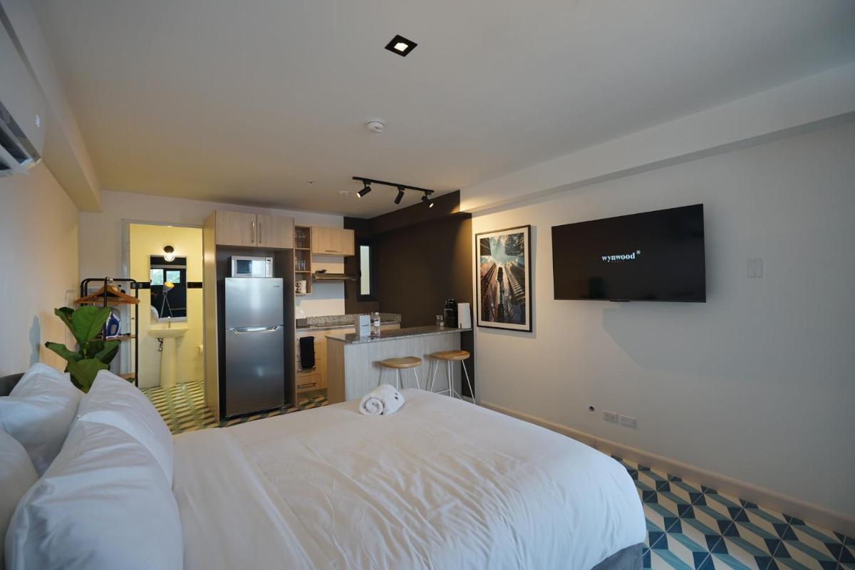 Elegant Loft in Santa Ana - Housity