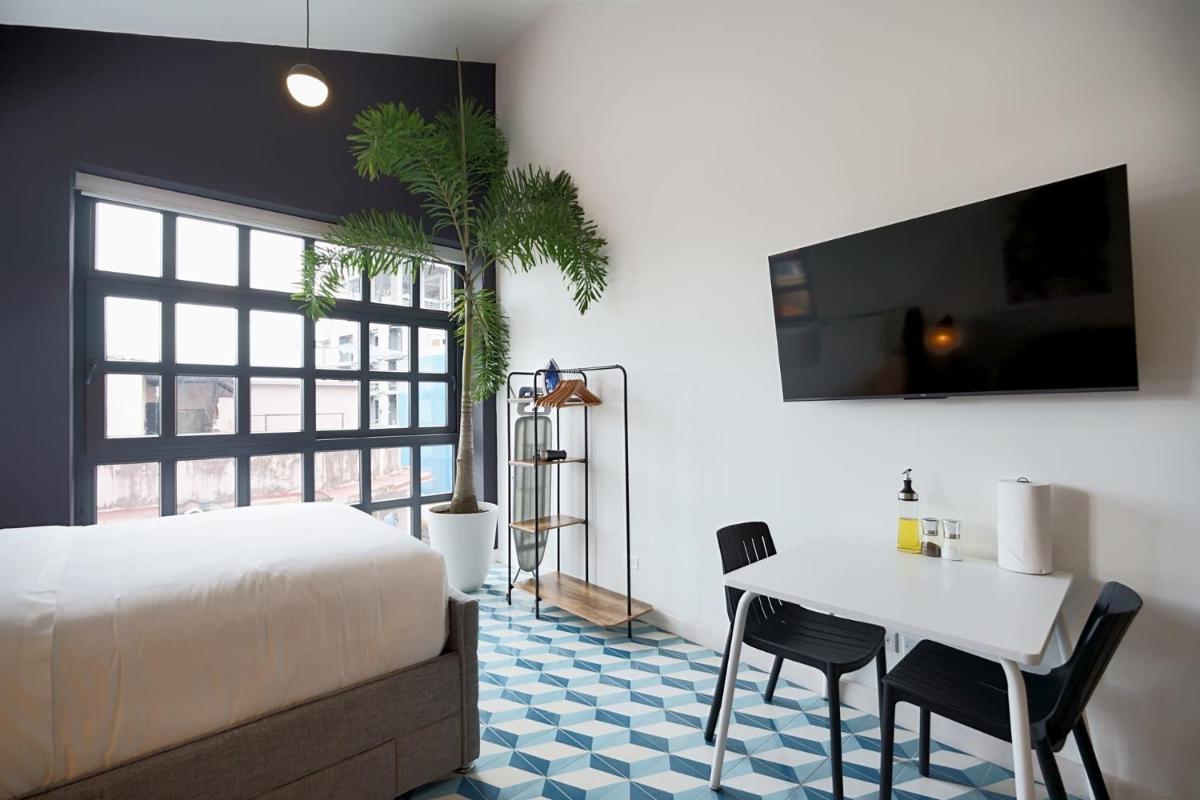 Suitetrails - Stunning Loft in Santa Ana