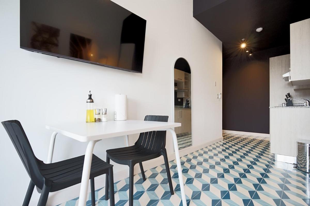 Suitetrails - Stunning Loft in Santa Ana