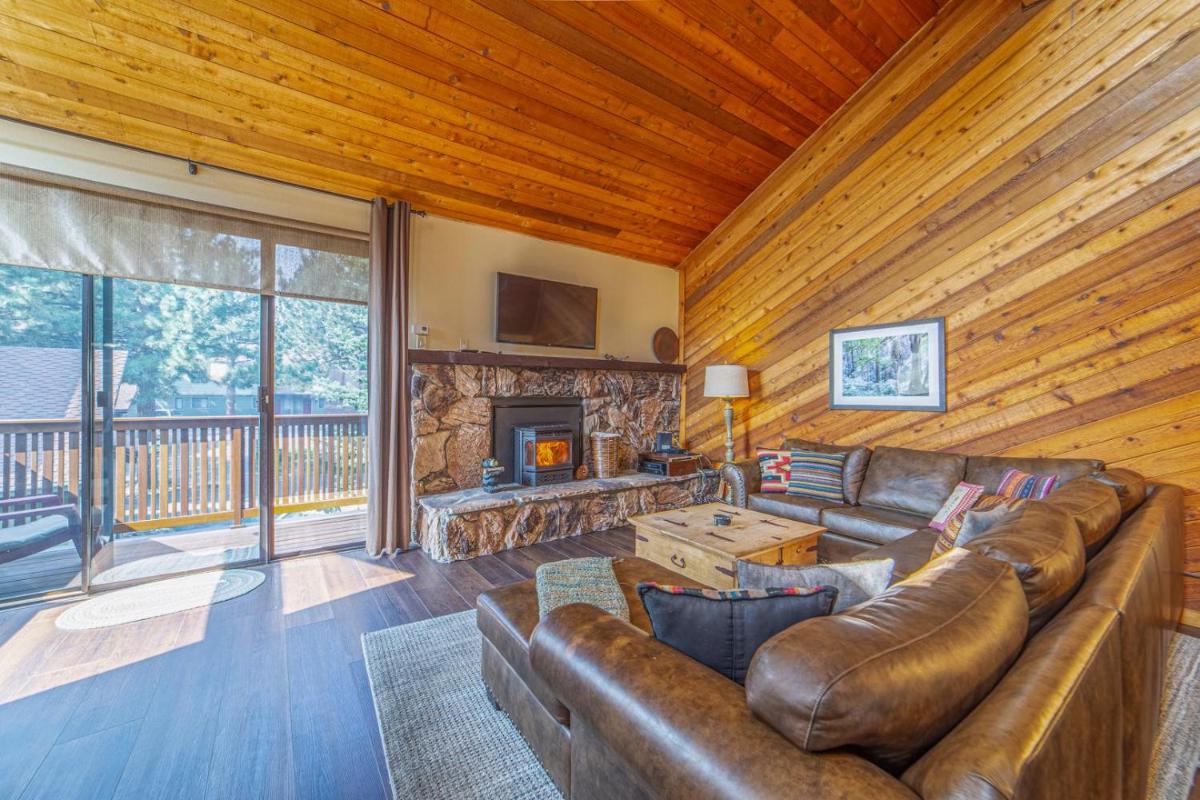 264 - Beautiful Spacious Pet-Friendly Townhome - Housity