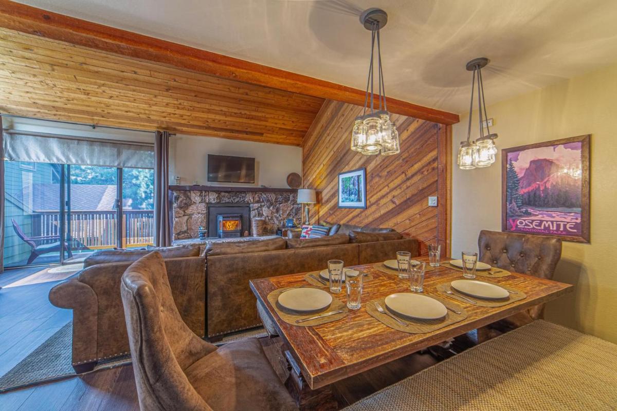 264 - Beautiful Spacious Pet-Friendly Townhome - Housity