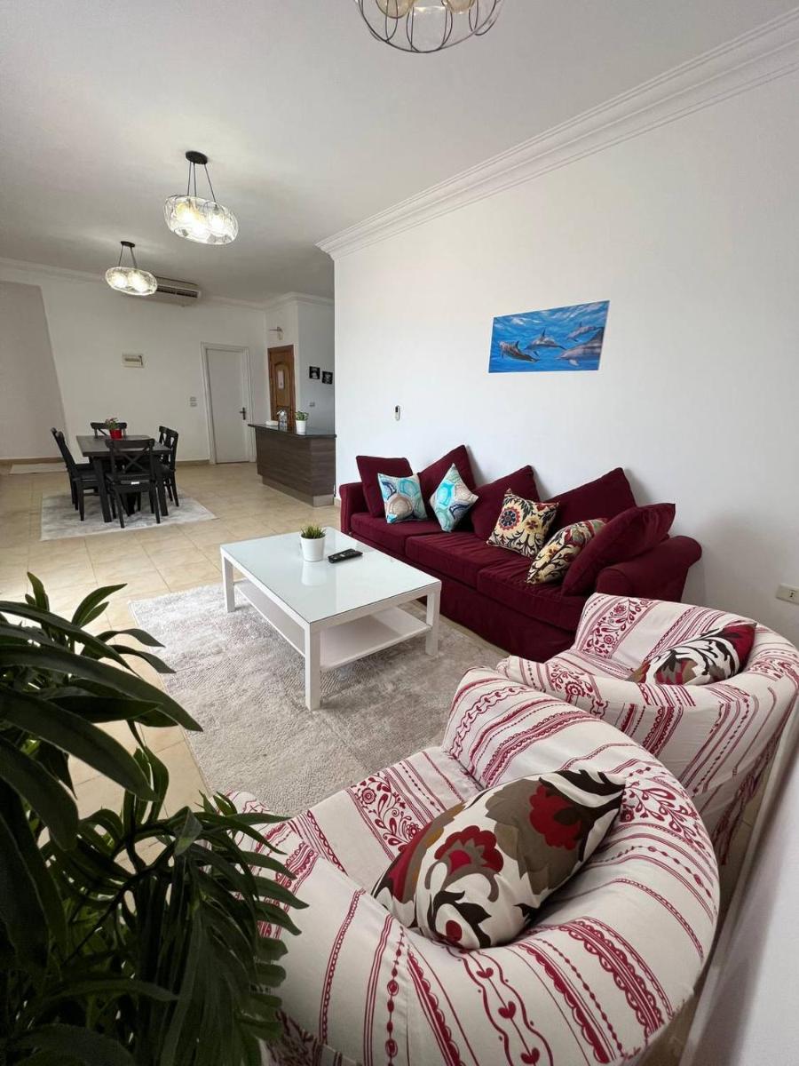 Lilly Apartments - Housity