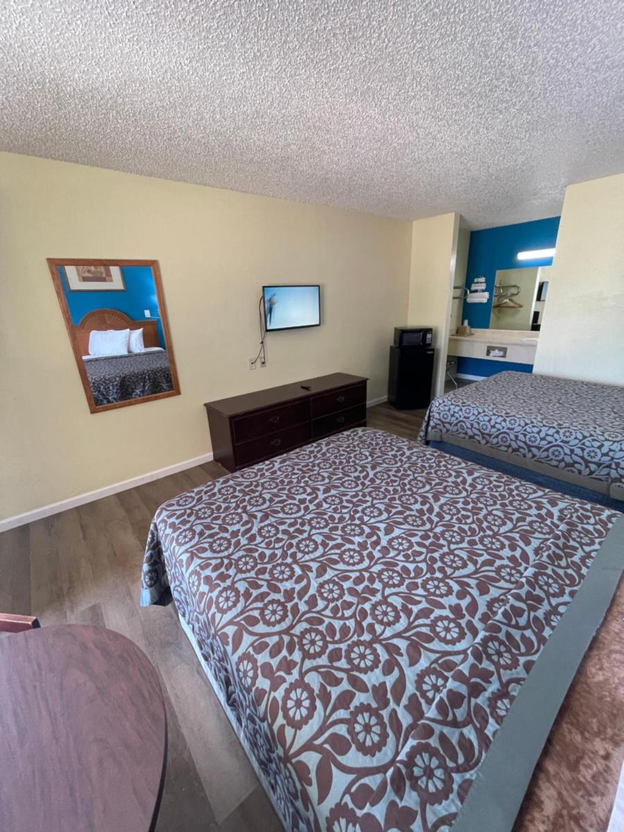 Executive Inn - Housity