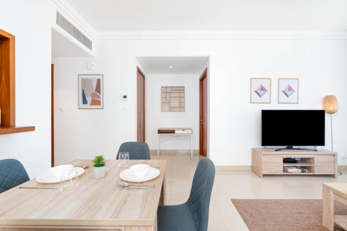 Suitetrails - Unified Vacation Homes-1 Bed Apt with Stunning View-High floor-Free Pool Gym