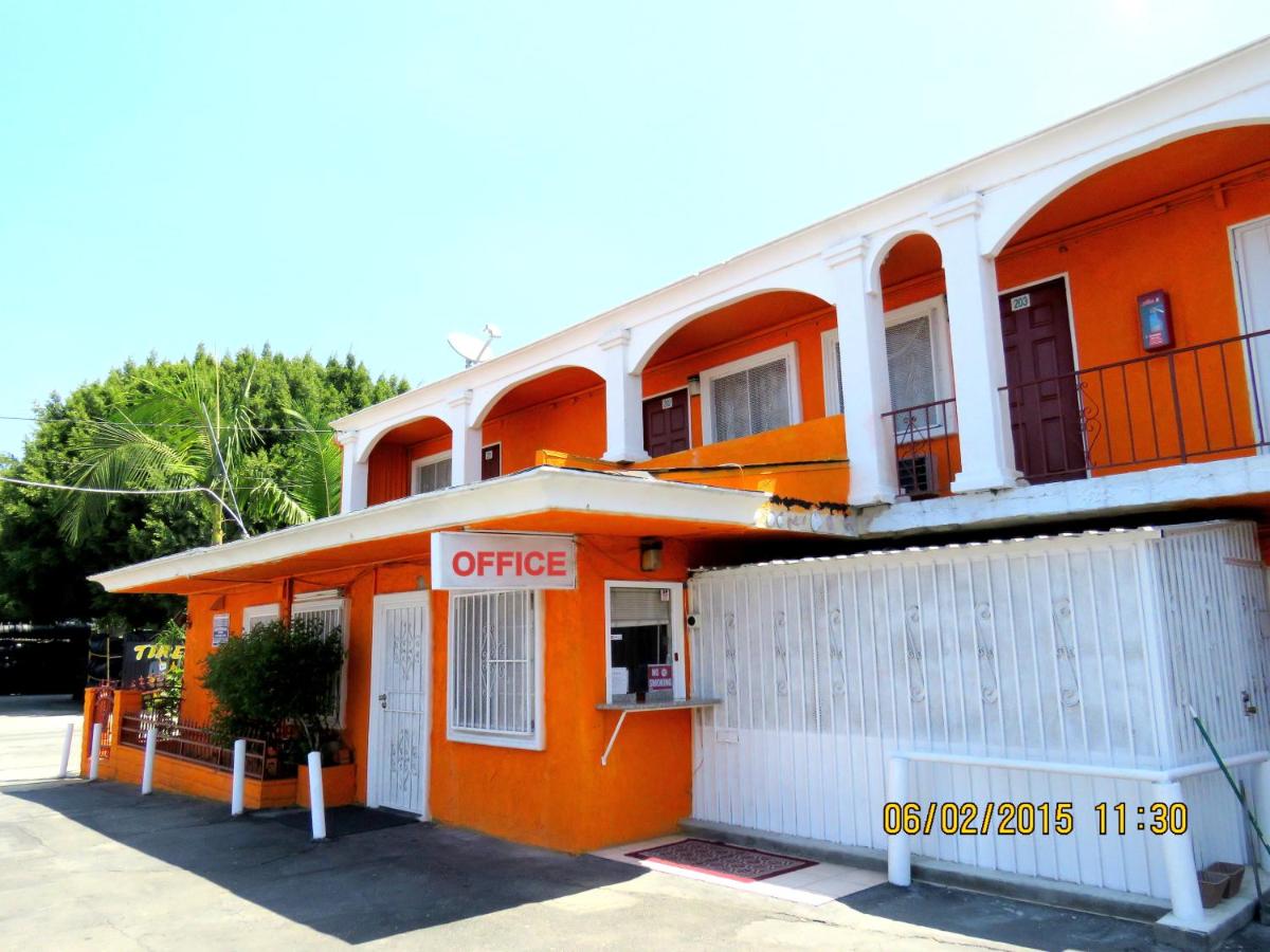 Central Inn Motel - Housity