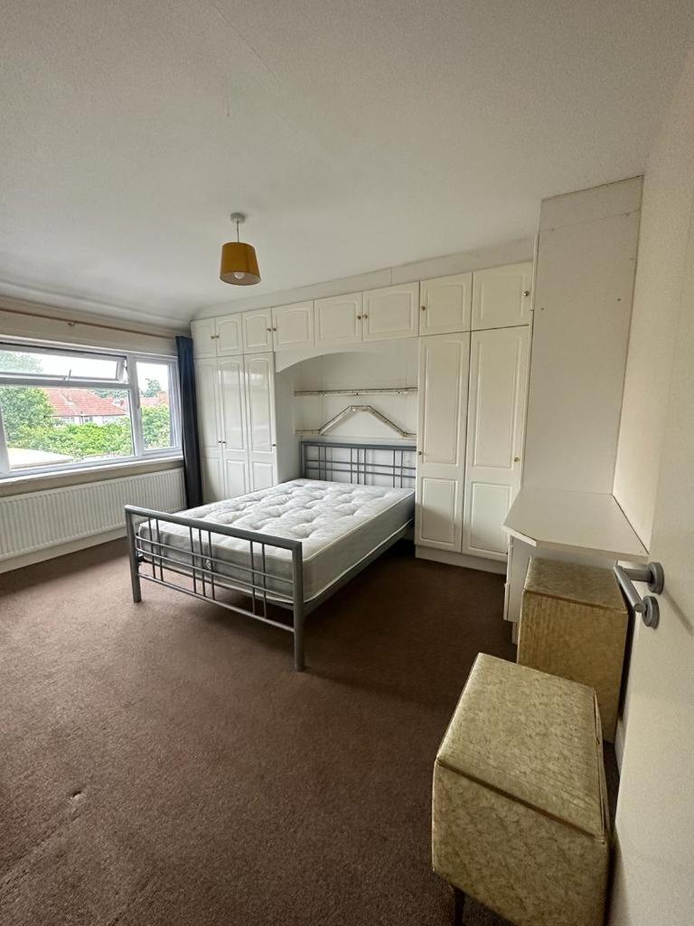 Brent Reservoir - Housity