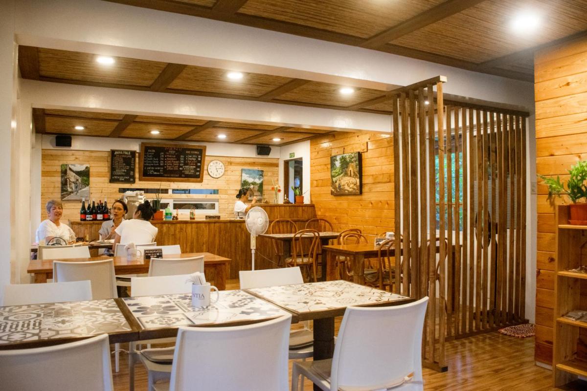 Bernardo's Lantia Hotel - Housity