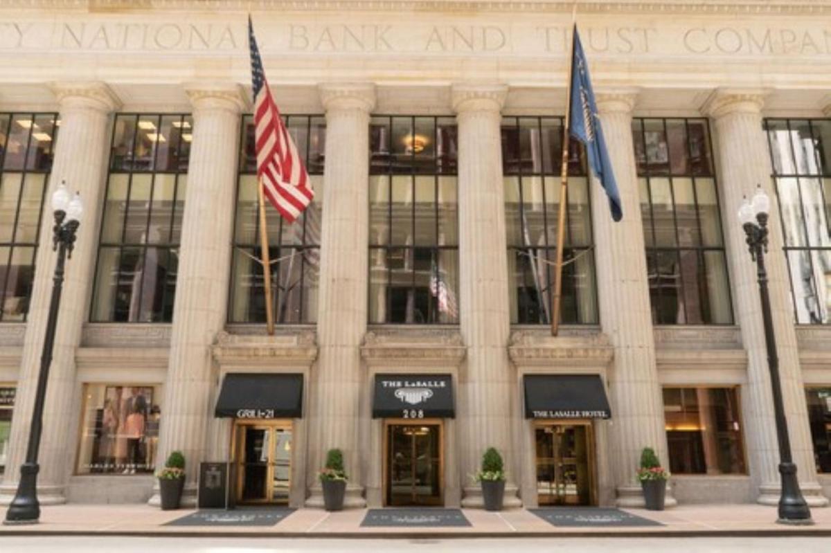 The LaSalle Chicago, Autograph Collection - Housity