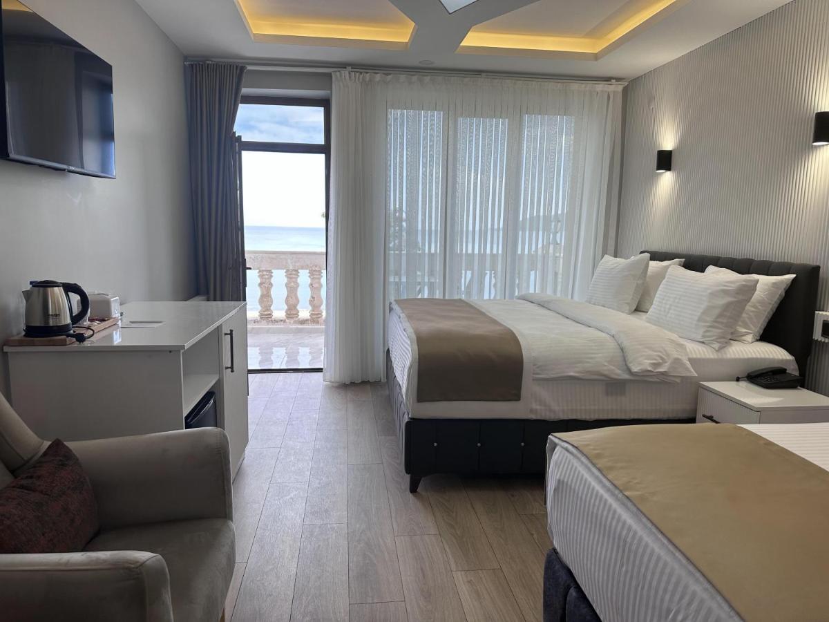 Beyaz Köşk Hotel & Cafe - Housity