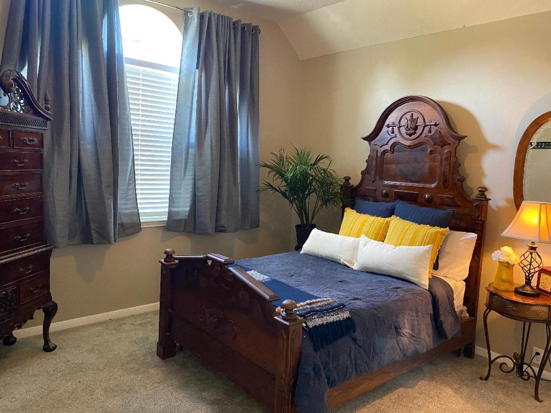 Wiley House Bed and Breakfast - Housity