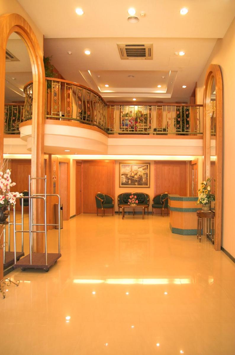 Hotel Regal Malaysia - Housity