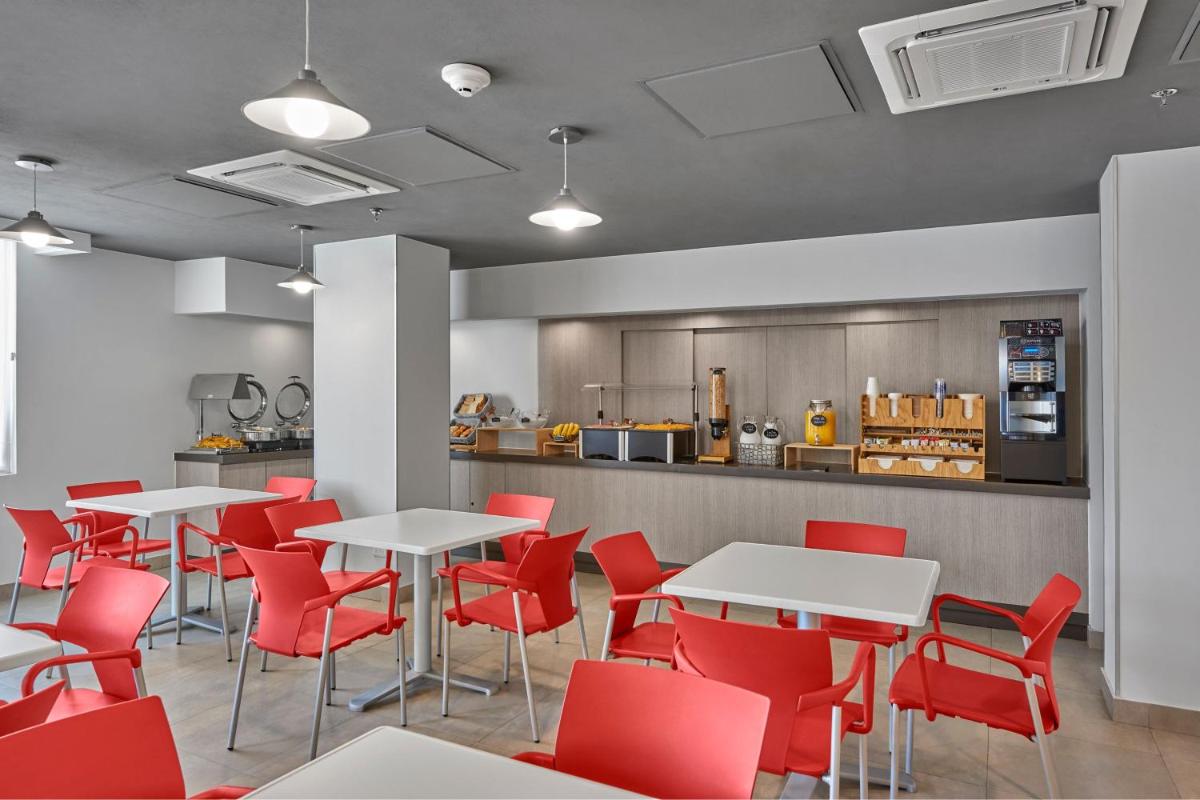 City Express Junior by Marriott Mexicali - Housity