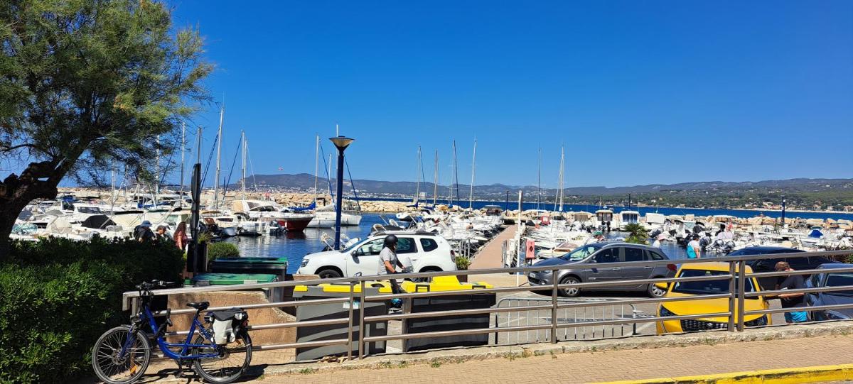 Moun Casteou Port de la Madrague St Cyr sur mer - Housity