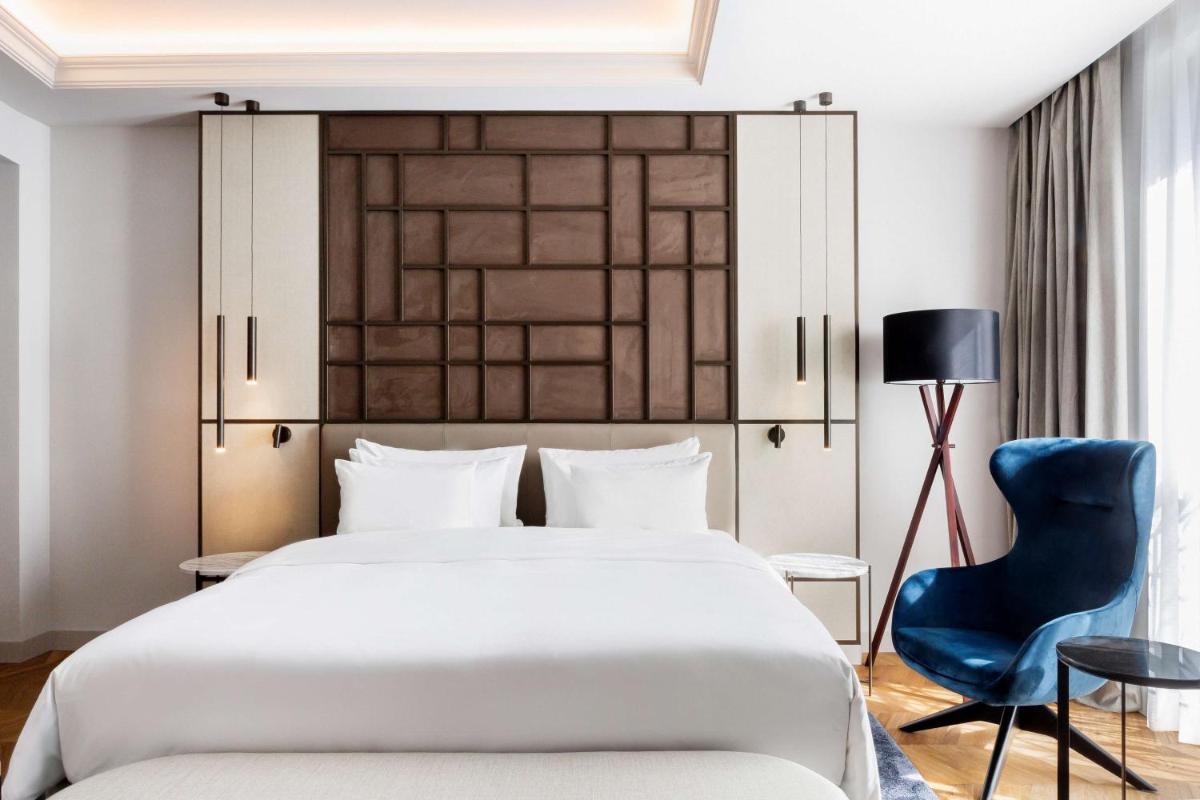 Cama o camas de una habitación en Radisson Collection Hotel, Magdalena Plaza Sevilla