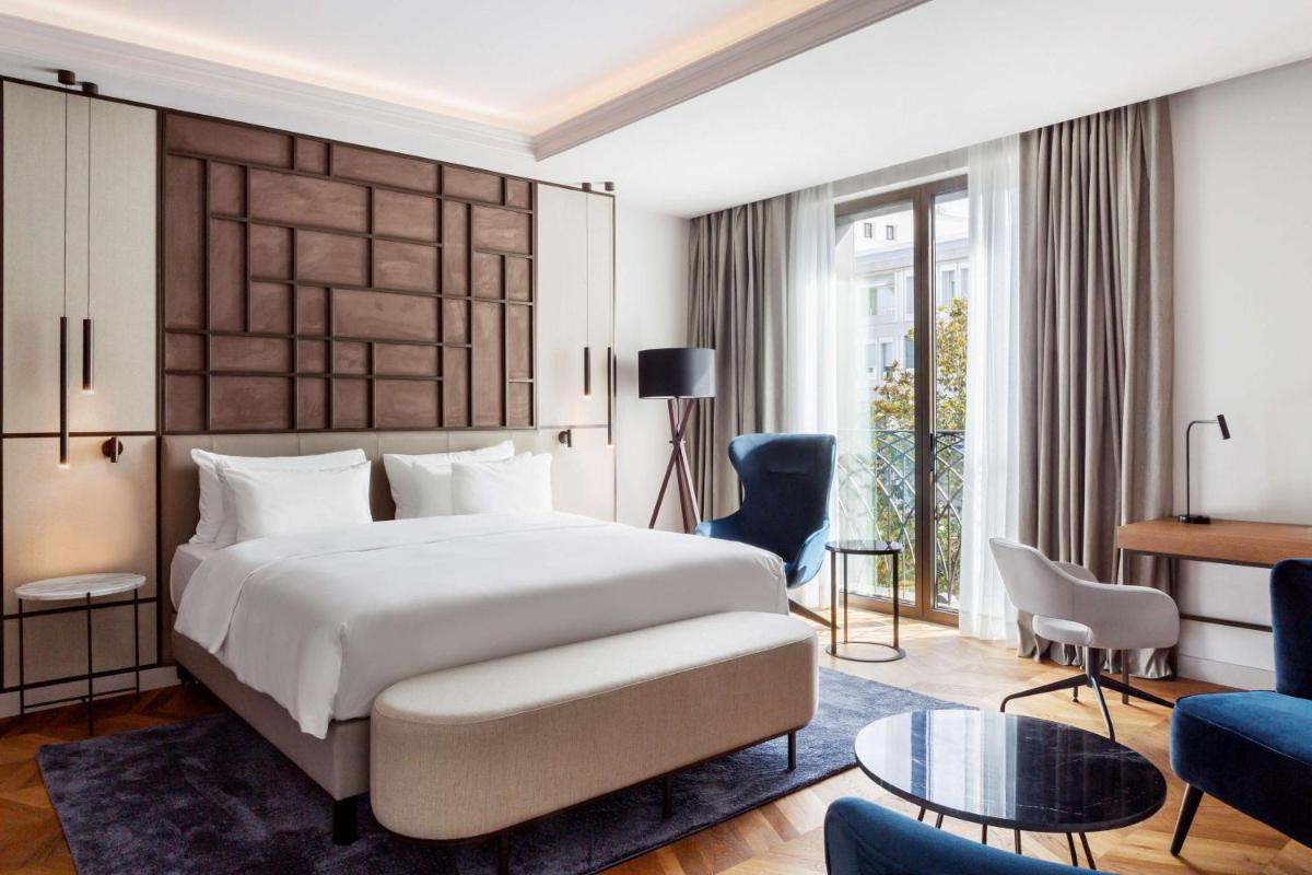 Cama o camas de una habitación en Radisson Collection Hotel, Magdalena Plaza Sevilla