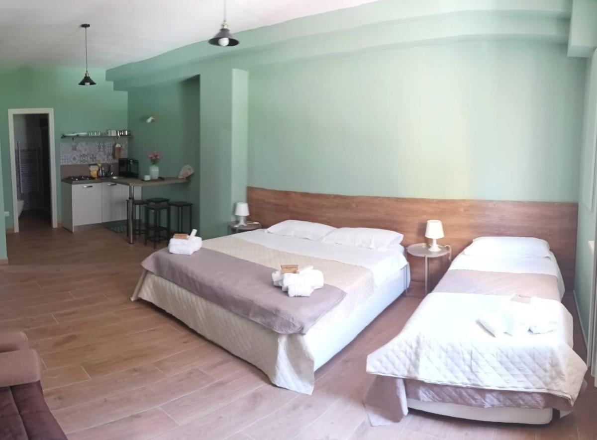 Suitetrails - INCASTRO B&B IN CROTONE