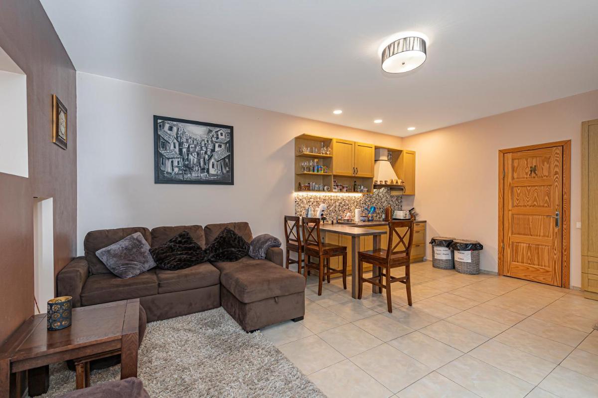 Calm and private apartment by Polo Apartments - Housity
