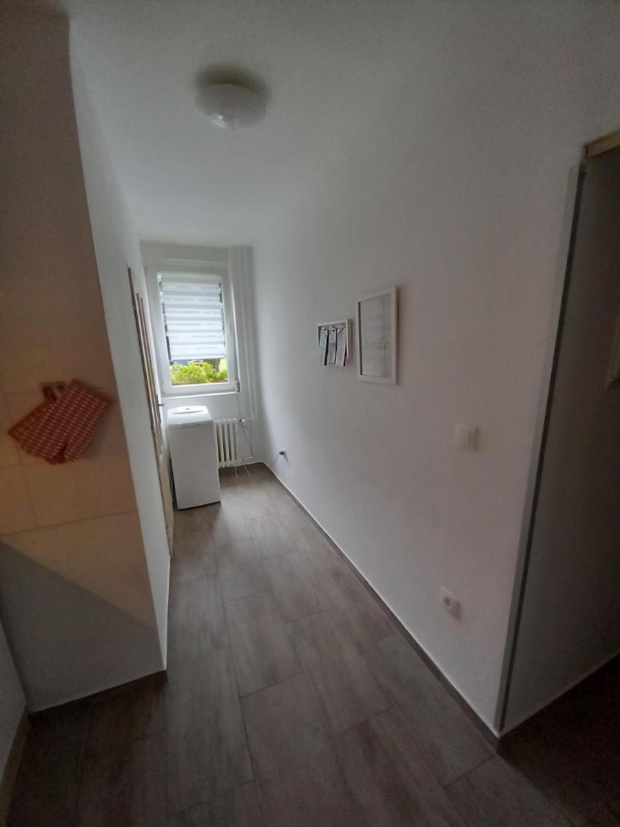 Spí v Kuklenách - Housity