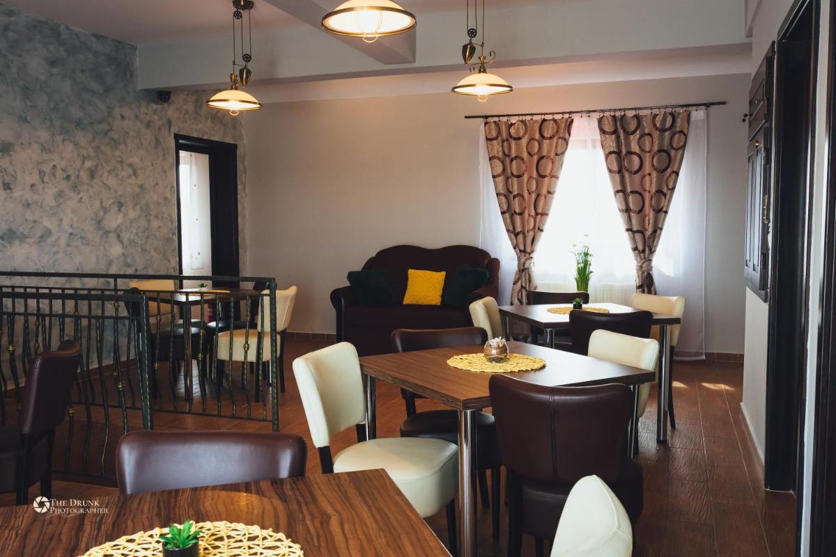 Pensiunea Willy Silvas - Housity