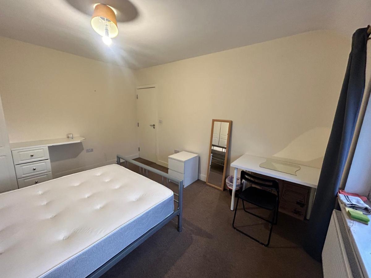Brent Reservoir - Housity