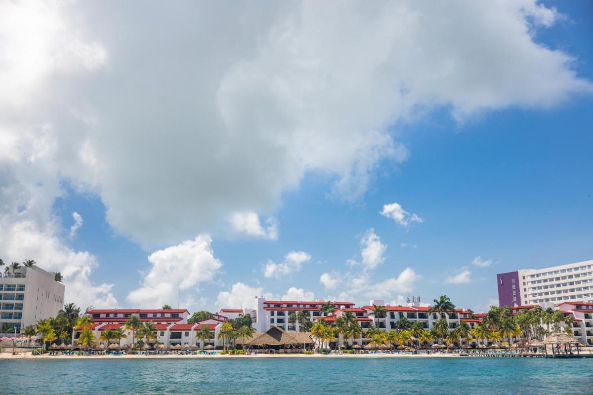 The Royal Cancun All Suites Resort - Housity