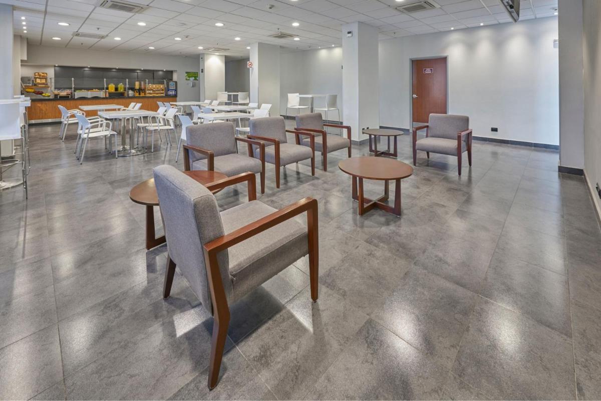 City Express by Marriott Irapuato Norte - Housity