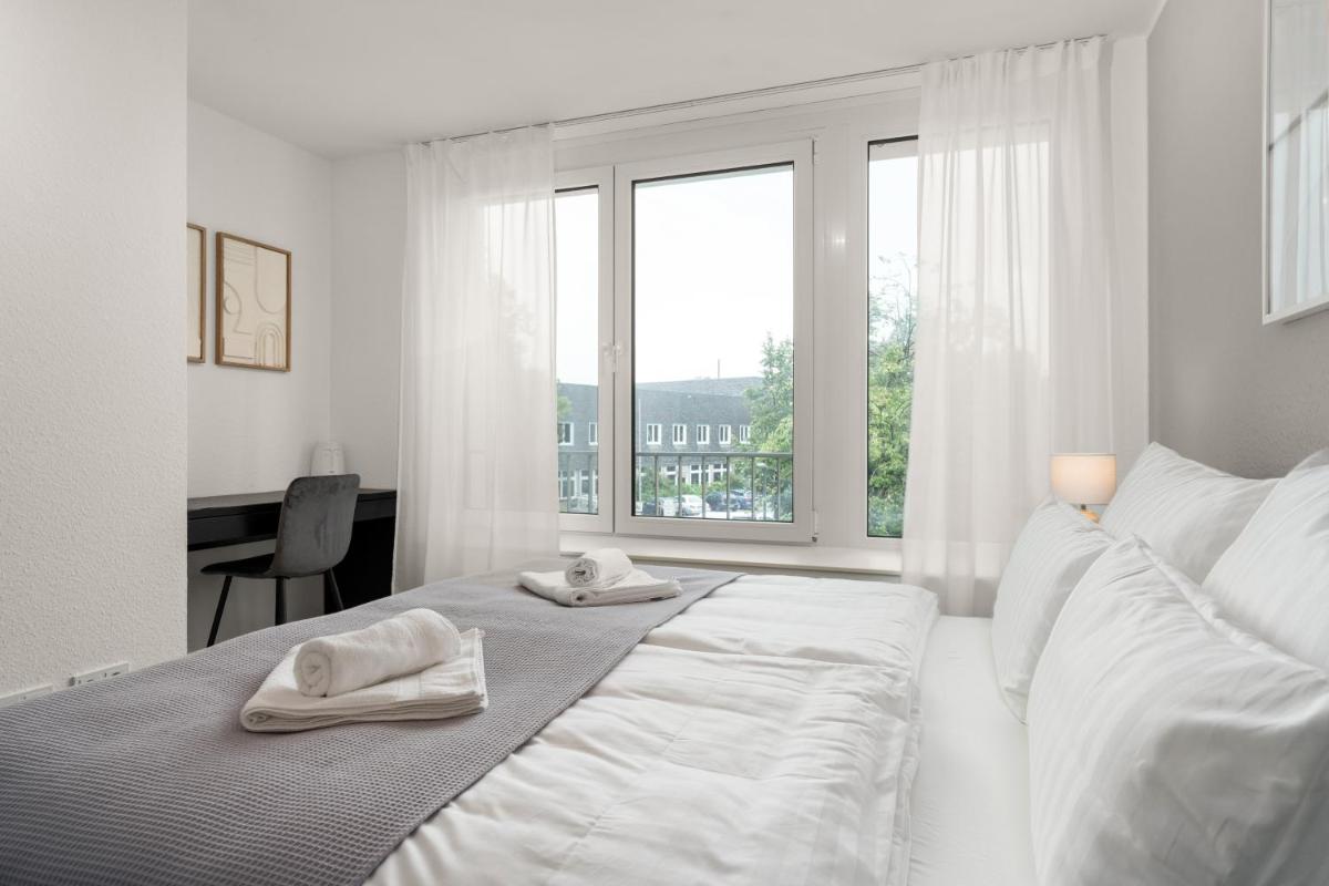 SHINY HOMES - City Center with Parking Place - Housity
