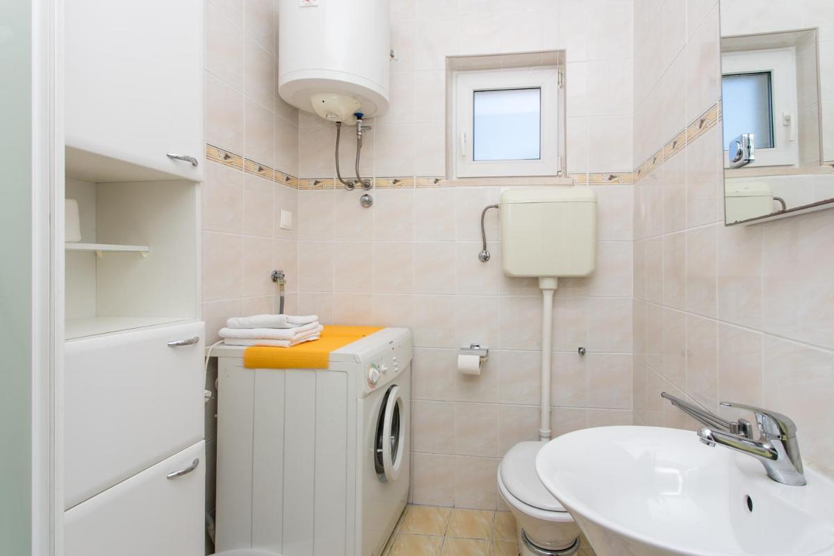 Apartments Dubrovnik-Cavtat - Housity