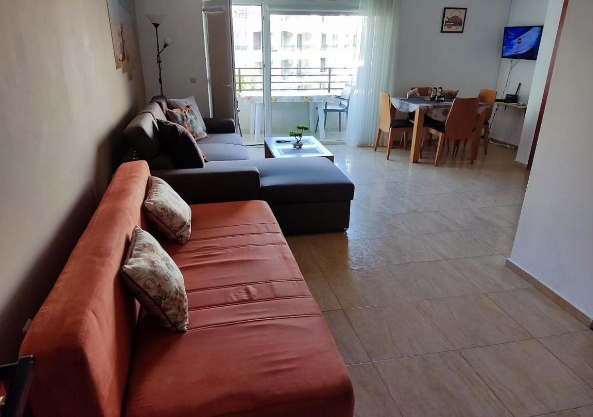 Charis Cozy Family apart at Sun Village Complex close to the Beach - Housity