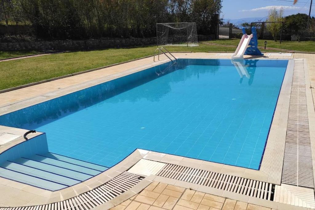 Kastro Villa with pool in Kyllini, Peloponnese - Housity