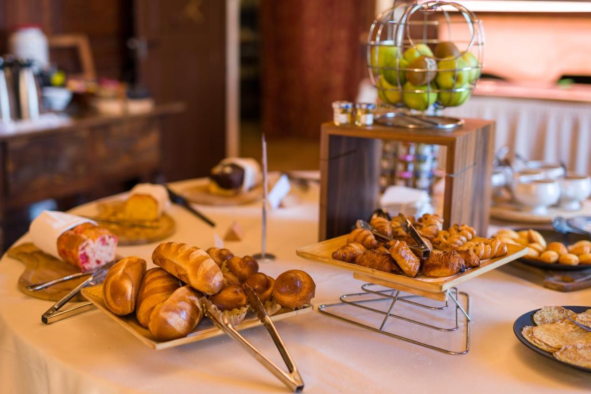 Nourriture dans l'hôtel ou à proximité
