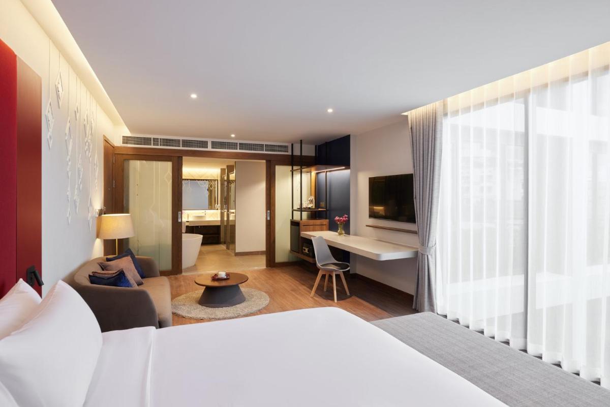 Centara Life Hotel Bangkok Phra Nakhon - Housity
