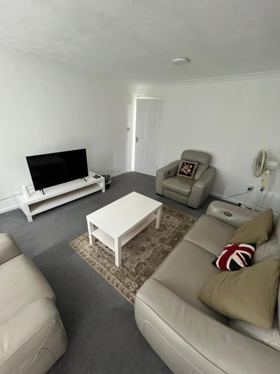 Cozy Corner - Housity