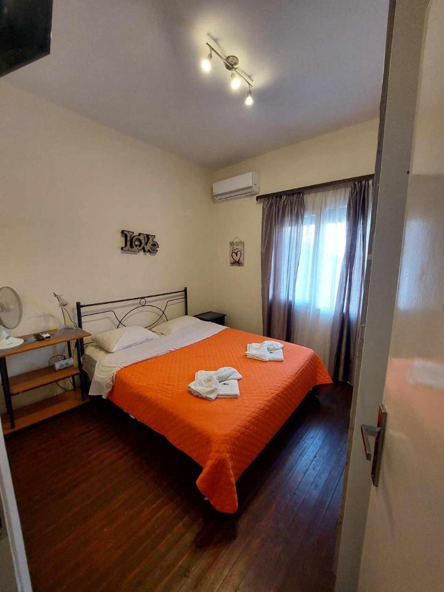 Desire House - Housity