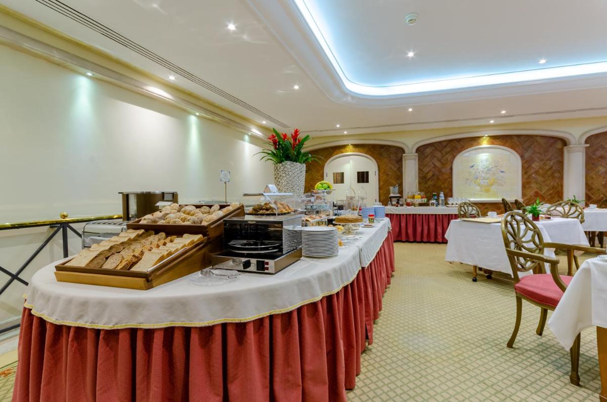Refeições no hotel ou nas proximidades