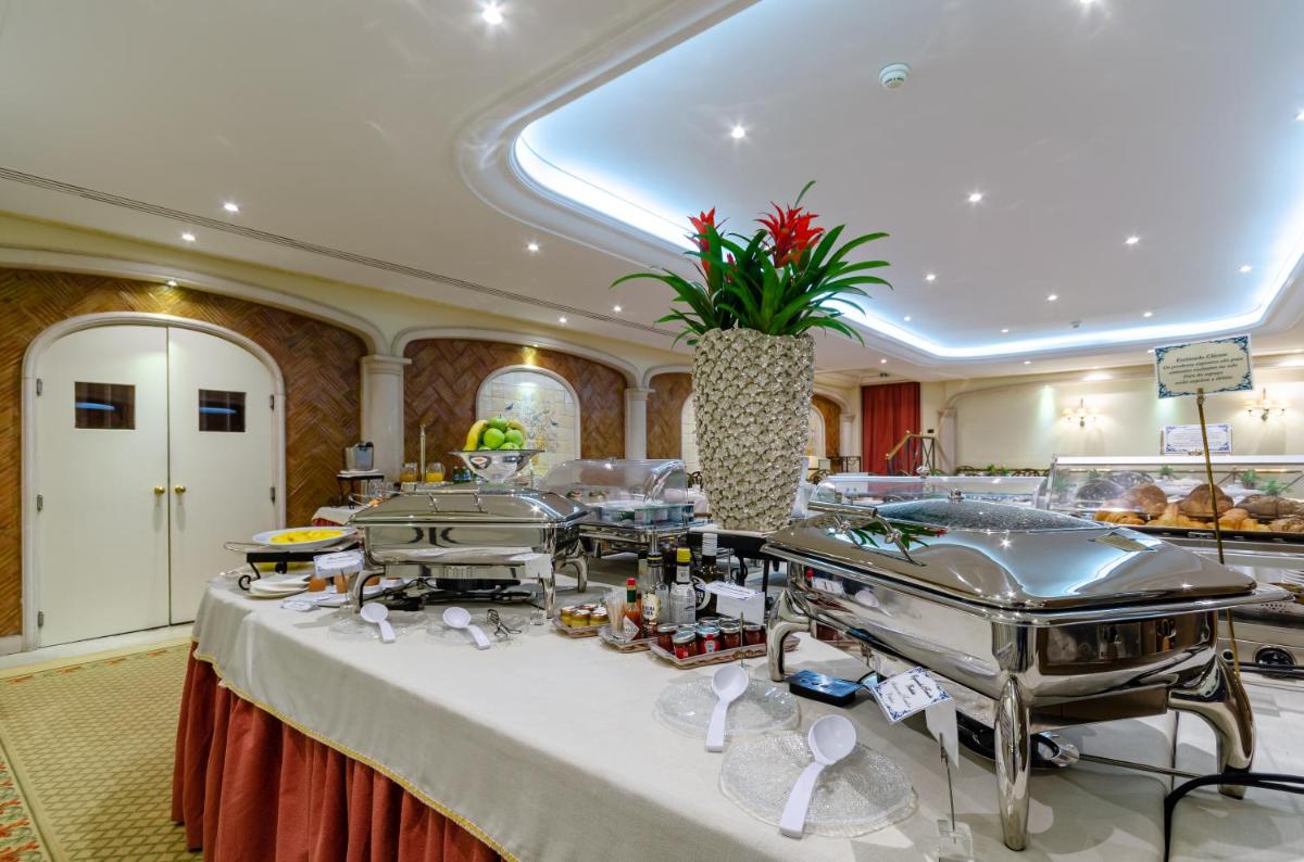 Refeições no hotel ou nas proximidades